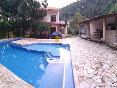 Casa para Venda, em Duque de Caxias, bairro Parque A Equitativa, 3 dormit�rios, 5 banheiros, 3 su�tes, 3 vagas