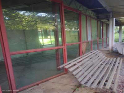 Prédio Comercial para Locação, em Duque de Caxias, bairro JARDIM GRAMACHO, 3 banheiros, 10 vagas