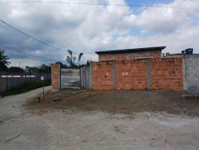Terreno para Venda, em Nova Iguaçu, bairro Santa Rita, 2 dormitórios, 1 banheiro, 3 vagas